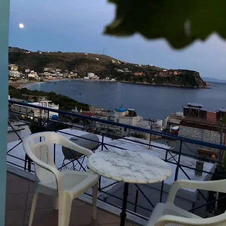 게스트하우스 Dina House