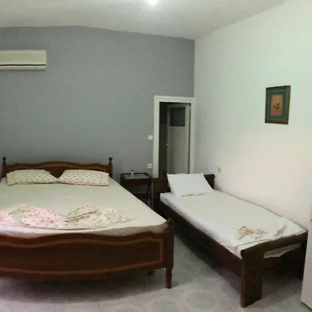 Dina House 希马拉