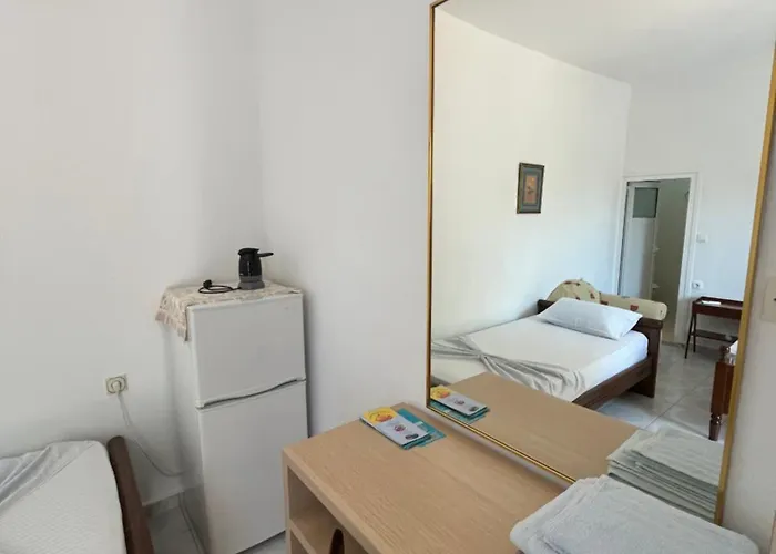 Guest house Dina House Himare